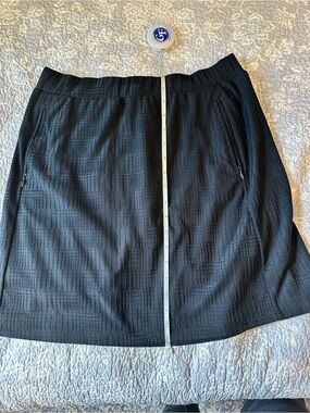 Tail Black Textured Mini Skirt with Zip Pockets